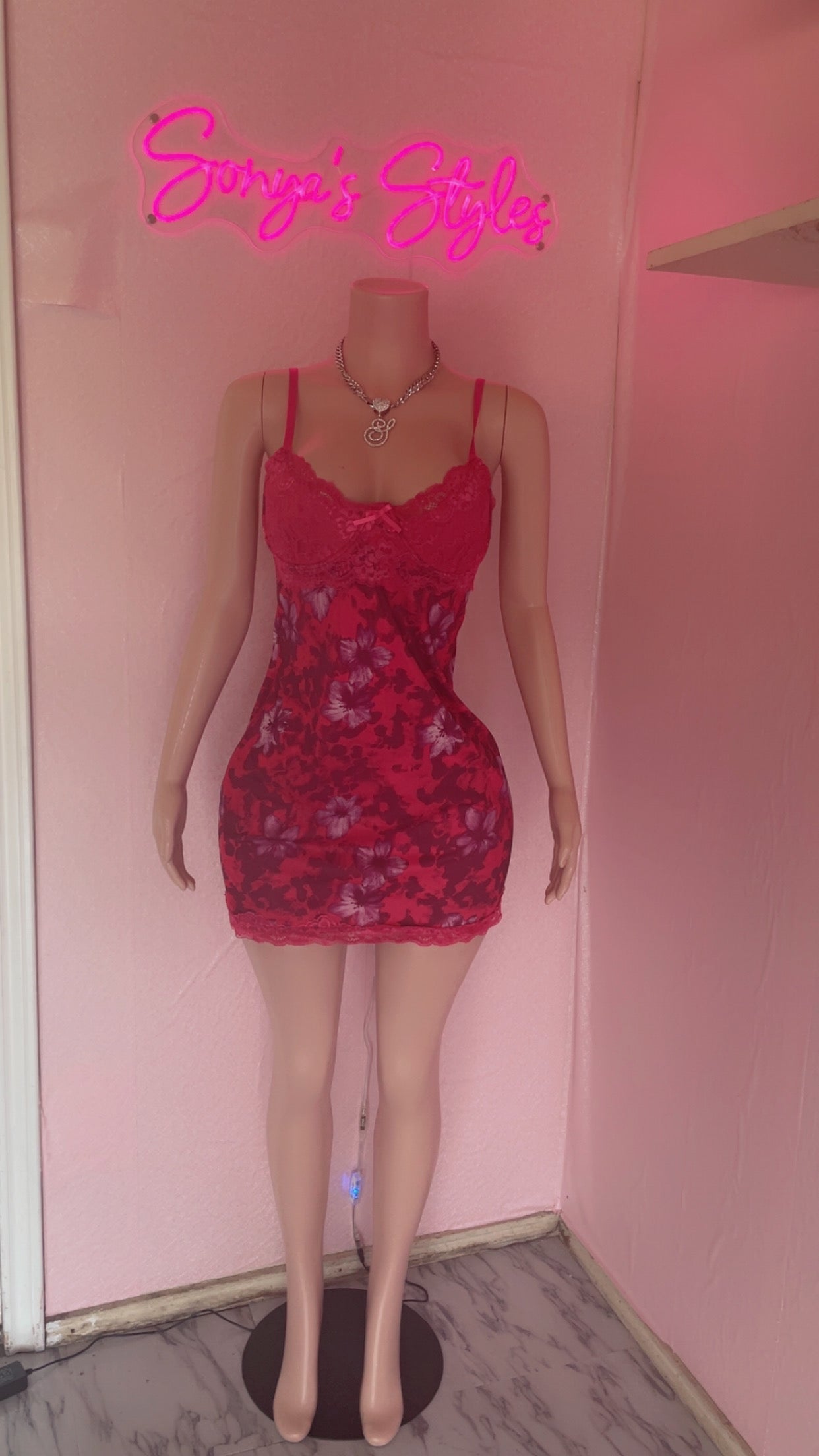 Lace Dresses