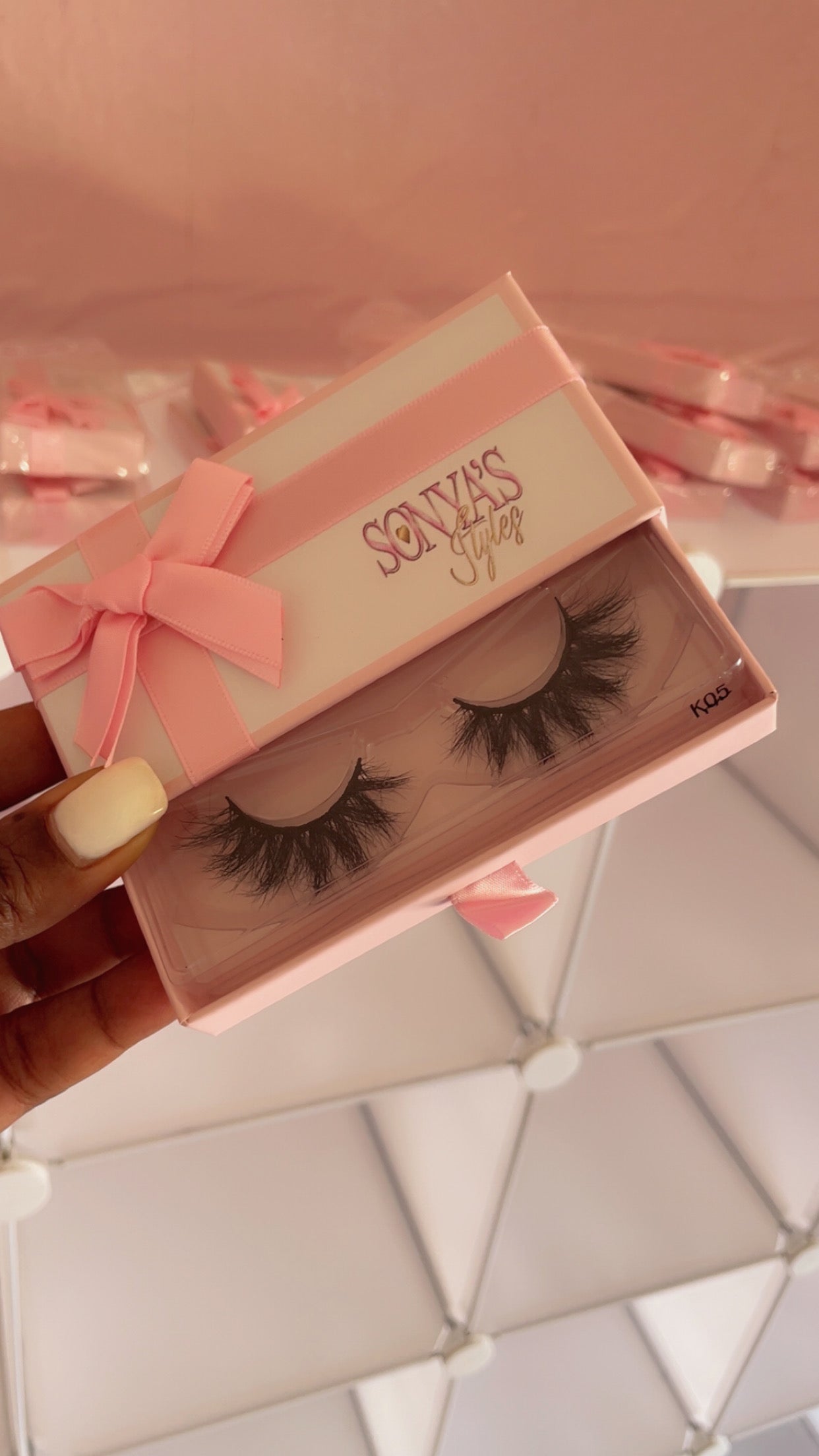 12mm-14mm Wispy Mink Eyelashes