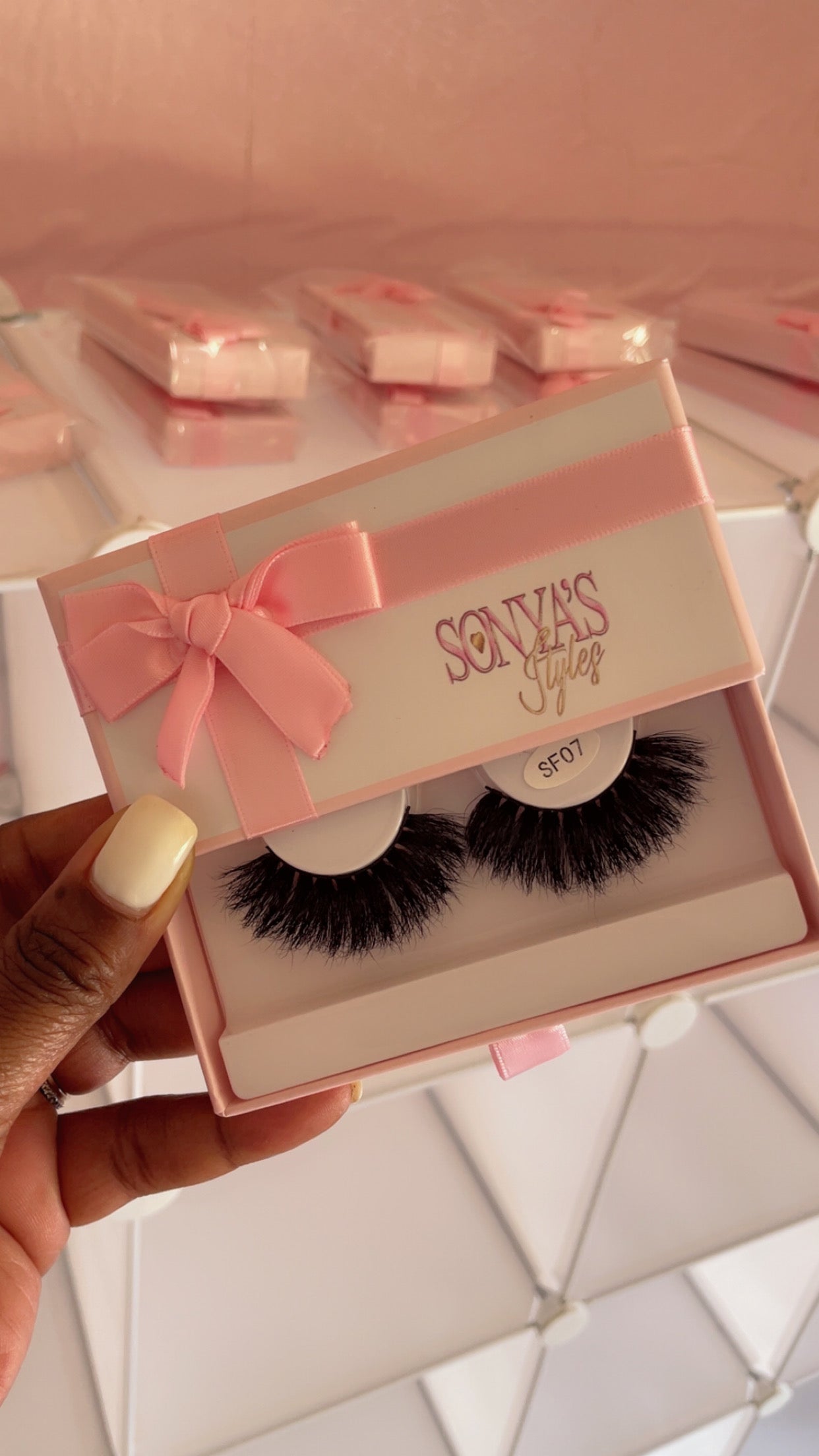 25mm Fluffy Mink Eyelashes